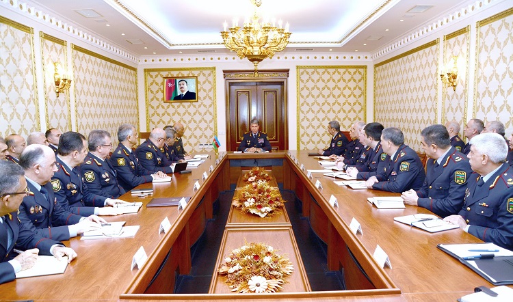 \\\"İnsanların hüquqları qorunmalıdır \\\"- Vilayət Eyvazov rəhbər işçiləri toplayıb XƏBƏRDARLIQ ETDİ