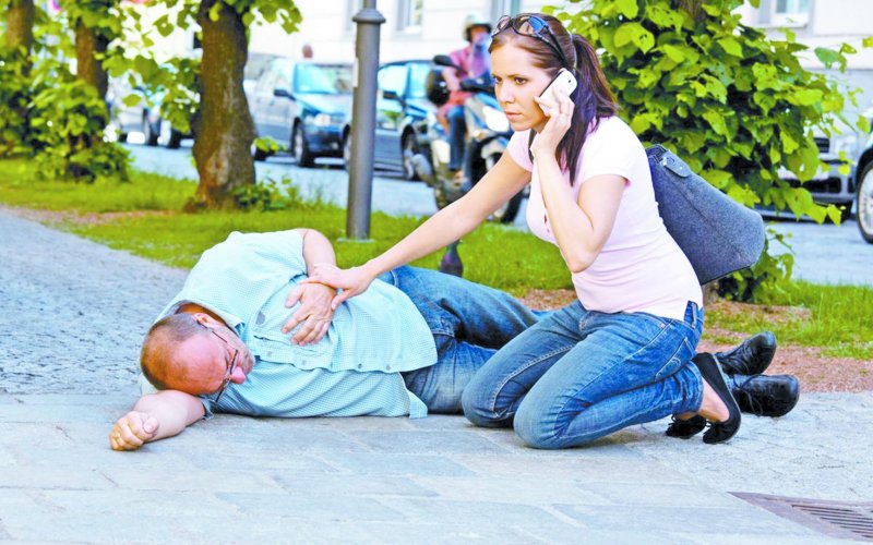 Temperatur 40 dərəcəni keçdikdə, kimlər infarkt və insult ola bilər? – SİYAHI