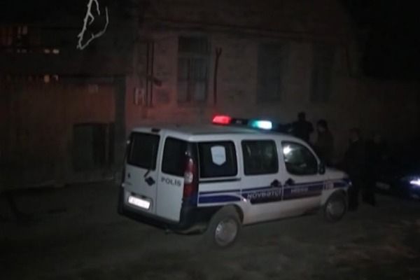 Tarqovıyda yerləşən klubda qan töküldü:Gənc oğlan ayağından vuruldu