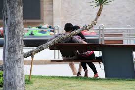 Azərbaycanda ŞOK: 15 yaşlı qız oğlanla parkda tanış oldu -Cinsi əlaqədən sonra oğlanı şantaj etdilər