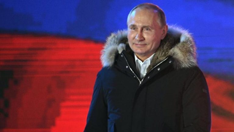 Putinin zəhərlənmək qorxusu: G-20 sammitinə də öz termos-fincanıyla gəldi – Video