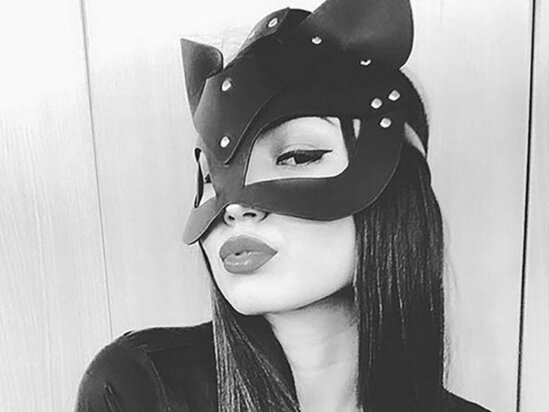 ŞOK OLAY! İnternetdə tanış olduğu oğlanla hotelə gedən qızın cəsədi GÖRÜN HARADAN TAPILDI - FOTO