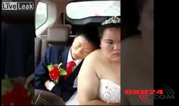 Bəy maşında yatdı, gəlin əsəbiləşdi -Toydan gülməli VİDEO