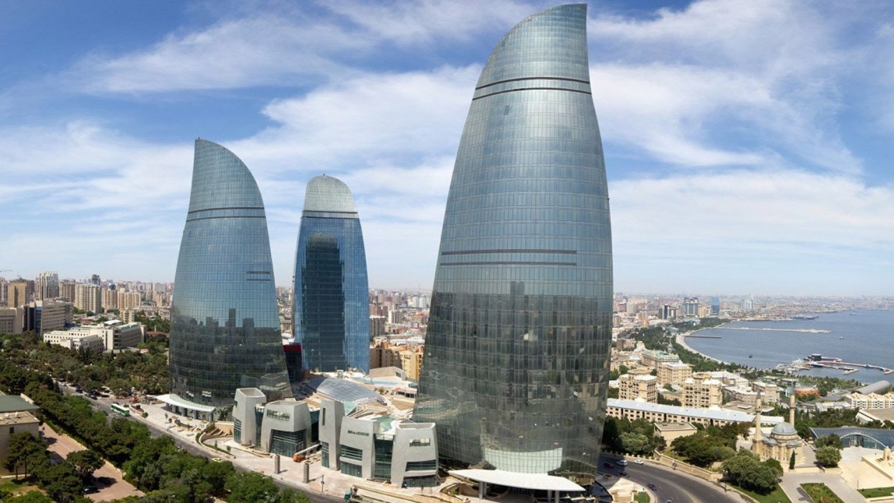 Bakıda güclü küləklə bağlı XƏBƏRDARLIQ