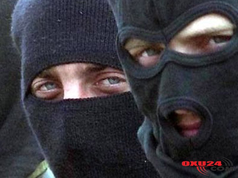 Bakıda lombarda silahlı basqın edildi: 10 min manat pul və 30 milnik qızıl aparıldı