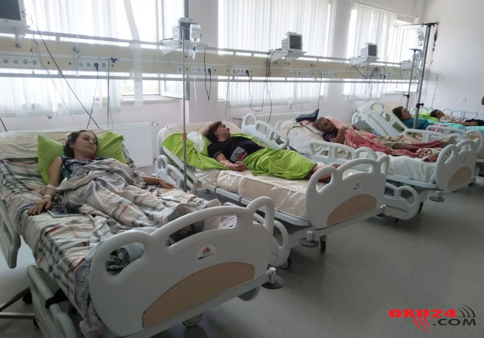 Şabranda qidadan zəhərlənənlərin 15 nəfəri xəstəxanaya yerləşdirilib .