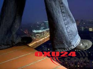 Bakıda özünü binadan atmaq istəyən şəxs xilas edildi