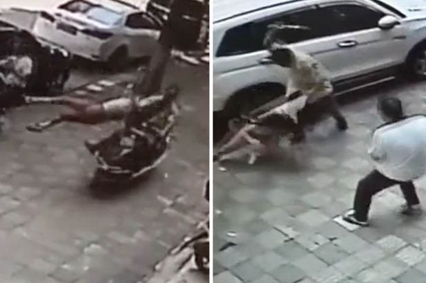 Dəhşətli hadisə kamerada: Qadını  maşınla vuran sürücü daha sonra onu döydü