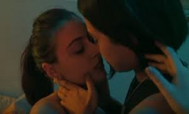 Bakının Türkan kəndində İYRƏNC HADİSƏ — Ana qızıyla lezbiyan hərəkətləri edib, VİDEONU ÖZ SEVGİLİSİNƏ GÖNDƏRİRMİŞ