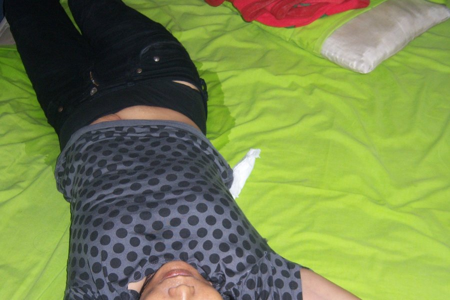 Oteldə kişi ilə gecə keçirən qadın ağır zədələr aldı - REANİMASİYADADIR