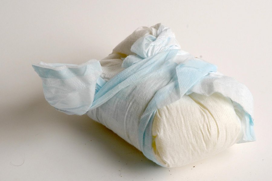 Azərbaycanda işlənmiş, çirkli \\\"pamperslər\\\" əhalidən alınır - \\\"SİRLİ BİZNES\\\" - FOTO