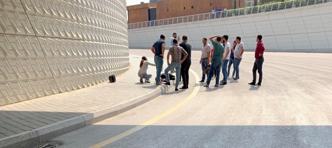 SON DƏQİQƏ: “Koroğlu”da intihar – 15 yaşlı gənc özünü körpüdən atdı / FOTO