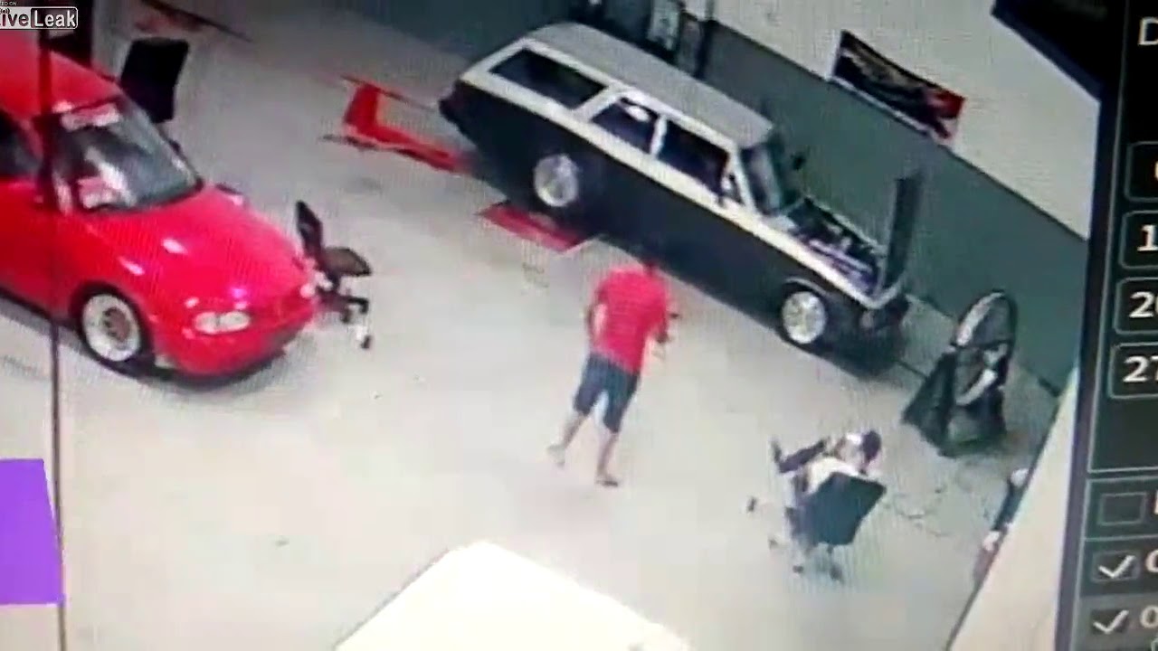 Dəhşət: Maşından çıxan dəmir ustanın beynini dağıtdı