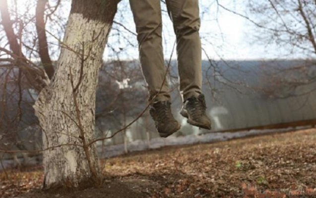 Azərbaycanda DƏHŞƏT: Kənddə intim videosu yayılan oğlan özünü asdı