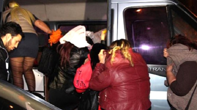 Fahişələrə qarşı əməliyyatda ŞOK  fakt : Arvadına \\\"Mersedes\\\" ləqəbi qoyub...