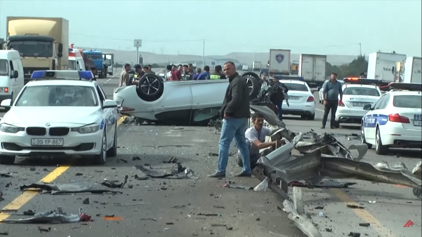 Azərbaycanda 15 yaşlı oğlanın öldüyü dəhşətli qəzanın VİDEOsu