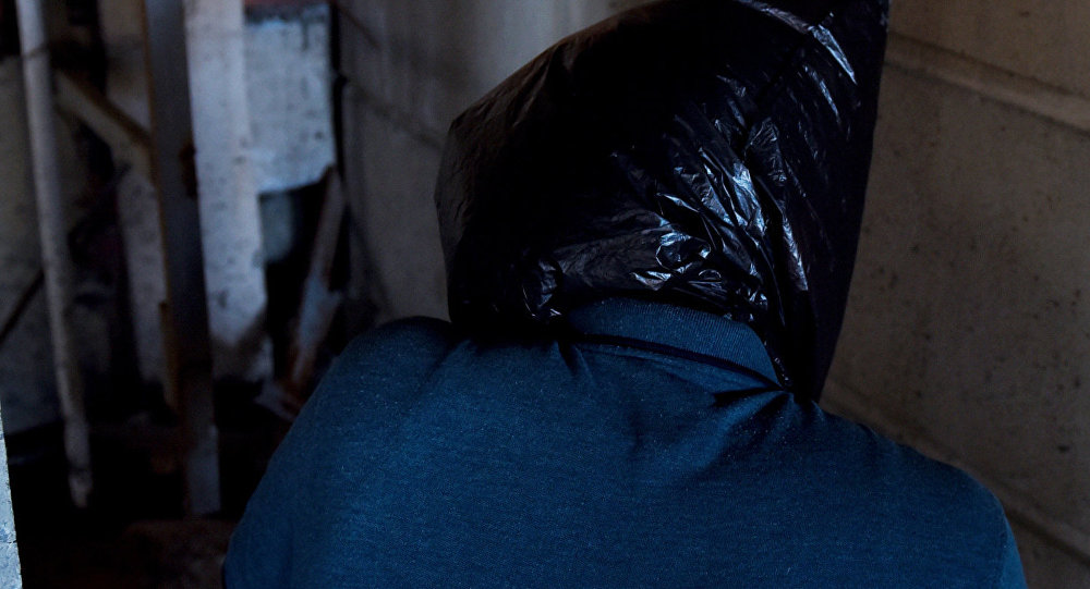 Şəhərin mərkəzində dəhşət: İnsanların gözü qarşısında adamı oğurladılar