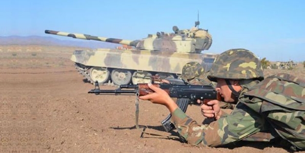 Azərbaycan Ordusu  böyük  miqyasda hərəkətə keçdi