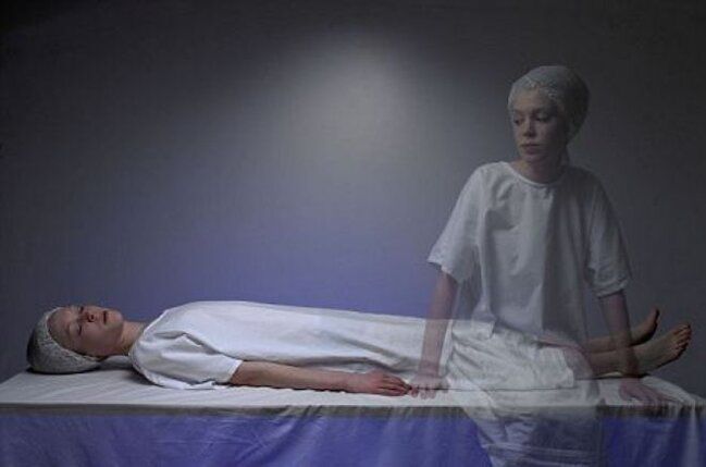 Dünya bu hadisədən DANIŞIR: 6,5 saat ürəyi dayanan qadın ayıldı və...