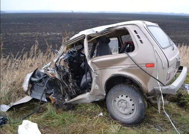Azərbaycanda vəzifəli şəxs qəza törətdi: Arvadı öldü