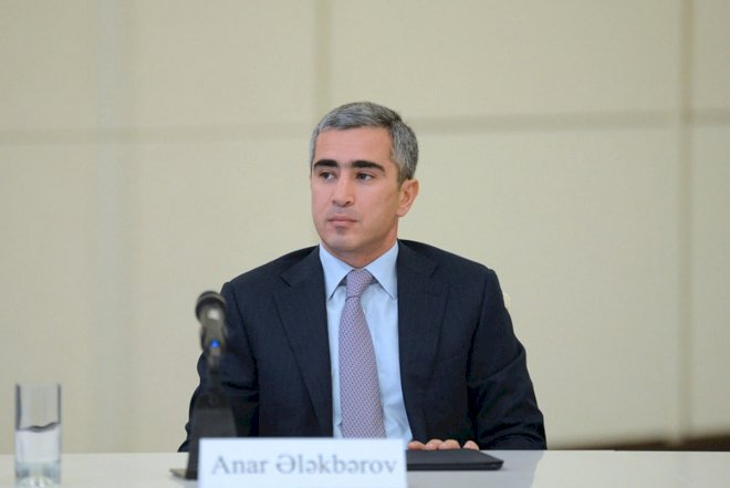 Anar Ələkbərov Aslan İsmayılova zəng etdi...