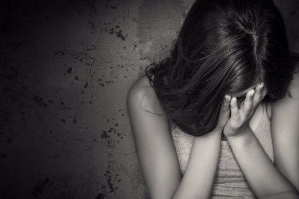 Azərbaycanda dəhşət: Zorlanan qadın uşaq dünyaya gətirərkən  həkimlər  çətin anlar  yaşadı (VİDEO)