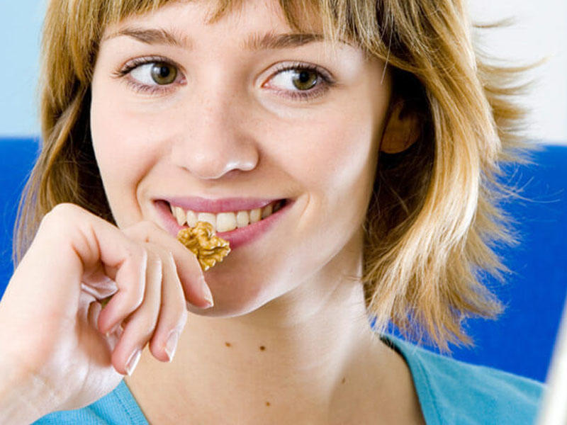 Hər gün bir ovuc qoz ləpəsi yeməyin İnanılmaz FAYDALARI