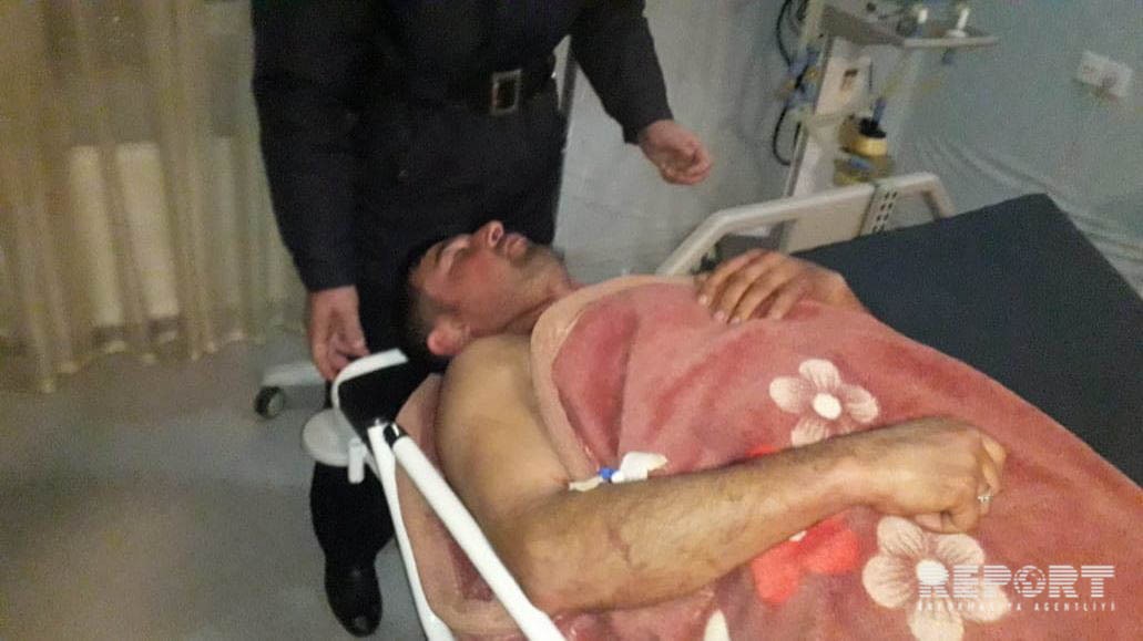 Azərbaycanda vəzifəli şəxsin oğlanları həmyerlisini bıçaqladı - ŞOK  Kadrlar