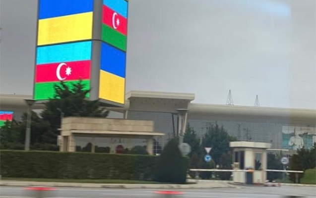 Zelenski Bakıdan foto paylaşdı