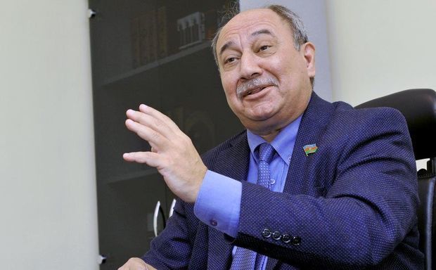 Deputatının böyrəyindən sancı tutdu,xəstəxanaya yerləşdirildi