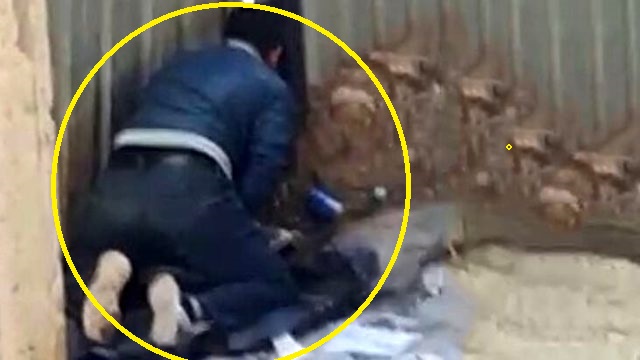 Küçədə qadına təcavüz edən şəxs kameraya düşdü (18+VİDEO)