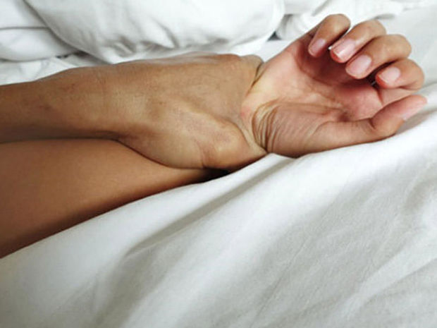 Həkim xəstəsinə təcavüz etdi