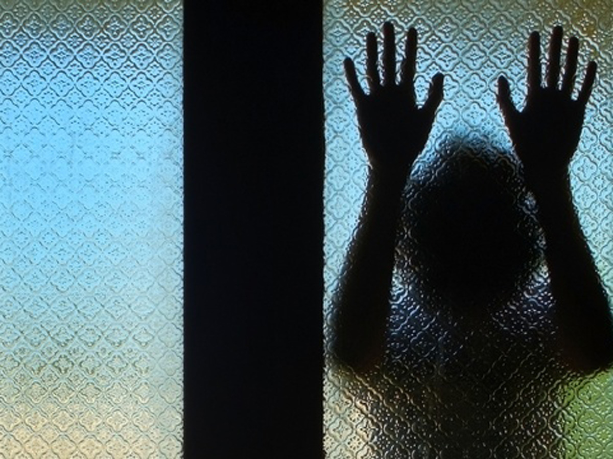 Dəhşətli hadisə: 14 yaşlı qız hamamda zorlandı