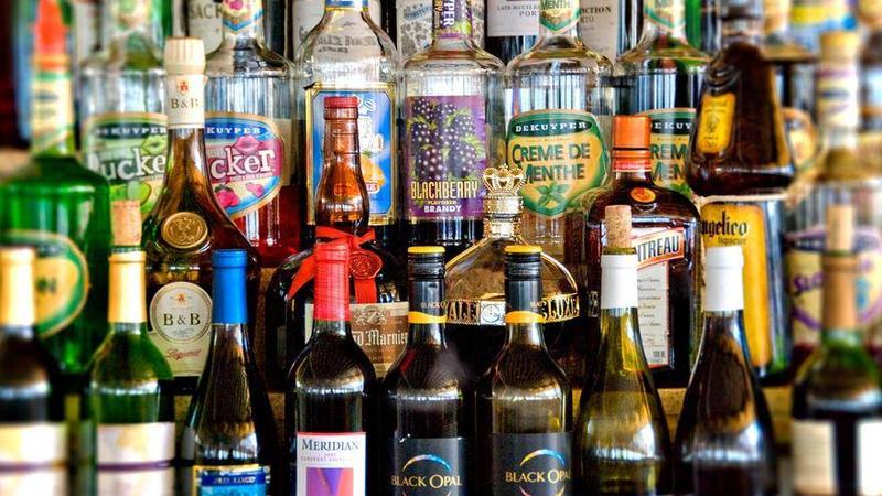 Dövlət qurumundan spirtli içkilərlə bağlı XƏBƏRDARLIQ: zəhərlənənlərin sayı...