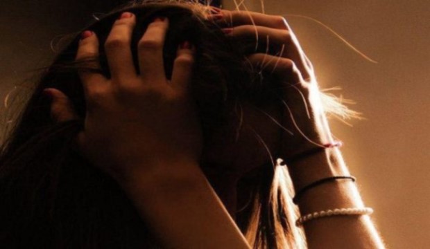 22 qadını model elanı ilə aldadıb əxlaqsız filmlərdə oynatdılar