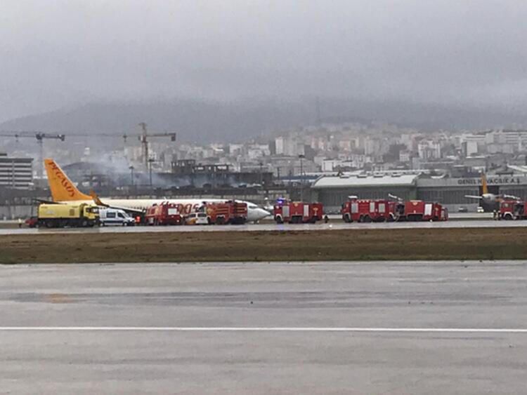 SON DƏQİQƏ: Türkiyədə sərnişin təyyarəsi qəzaya uğradı - VİDEO