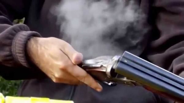 Oğul itini döydüyü üçün atasını güllələyib öldürdü