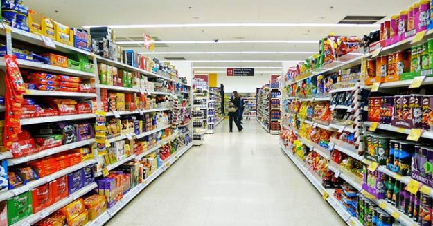 Mağazalarda nisyə dəftərlərini bağlayan “görünməz adam”: Hamı ondan danışır