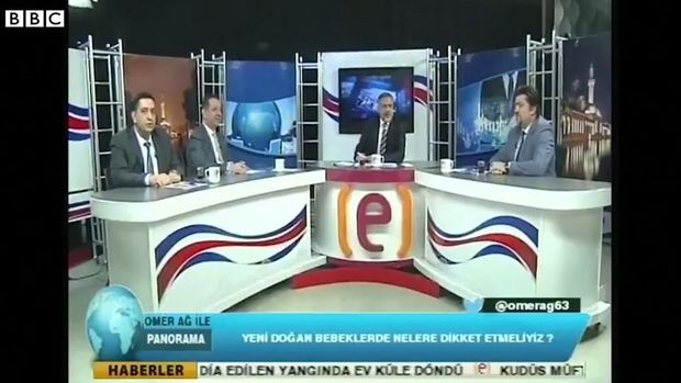 Türkiyədəki zəlzələ canlı yayımda: “Bəlkə masanın altına girək?” - ANBAAN VİDEO