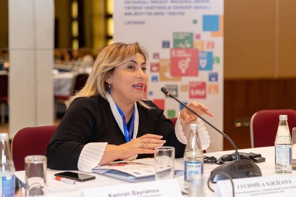 \\\"Məqsədimiz bələdiyyə idarəçiliyində qadınların rolunun gücləndirilməsidir\\\" - Lyudmila Xəlilova ilə müsahibə
