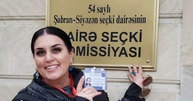 Elza Seyidcahan yas yerlərində səs toplayır - VİDEO