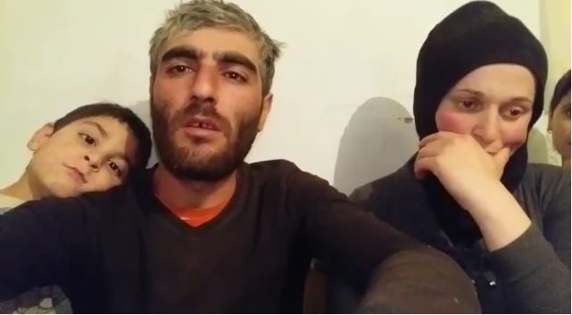 Azərbaycanda ürəkdağlayan hadisə: 3 uşaq evdə acdır,anası da xəstədir +VİDEO