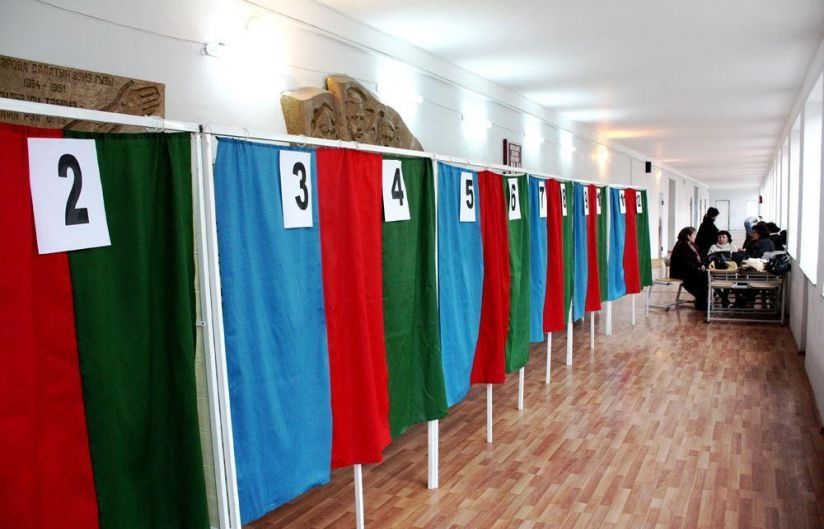 Azərbaycanda müşahidəçi seçki məntəqəsində öldü