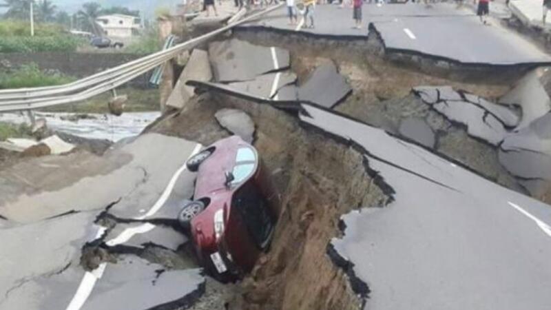 SON DƏQİQƏ: Dəhşətli zəlzələ baş verdi - YER QABIĞI QIRILDI