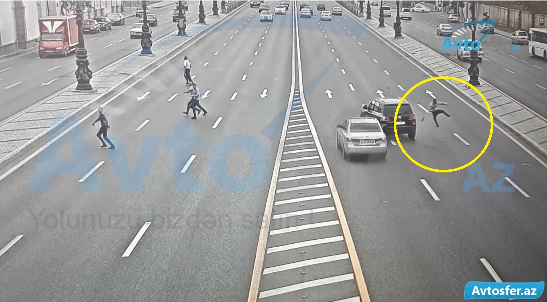 Bakıda dəhşətli qəza: Maşın piyadanı göyə uçurdu