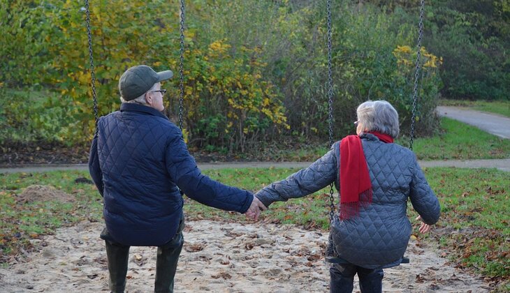Azərbaycanda şok olay: nənə ərinin dostu ilə qaçdı