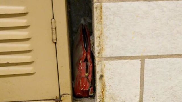 63 il əvvəl itən çantanı tapdılar – İçinə baxanda ŞOK OLDULAR – FOTOLAR-VİDEO