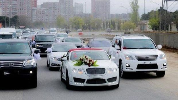 Bakıda toy karvanı təhlükə saçdı — VİDEO