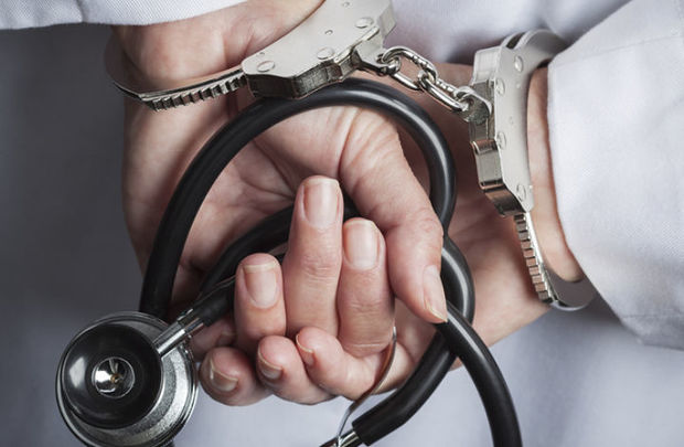 В Азербайджане задержан врач. За распространение фейков о коронавирусе