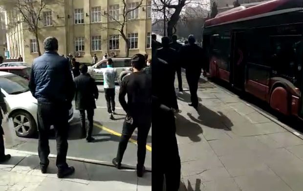 Bakıda oğru satıcını bıçaqlayıb, ətrafdakılara hücum etdi - VİDEO